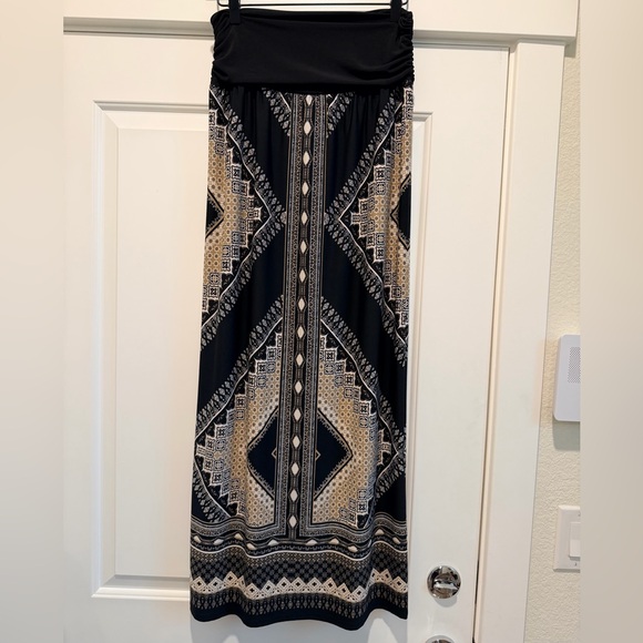 I.N. Studio Dresses & Skirts - I.N. Studio Black and Tan Maxi Skirt